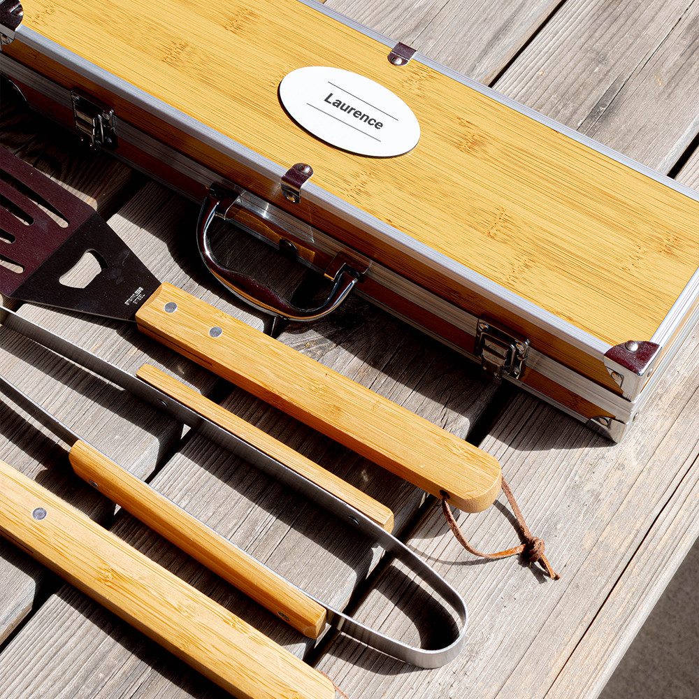 Mallette accessoires barbecue personnalisée avec prénom