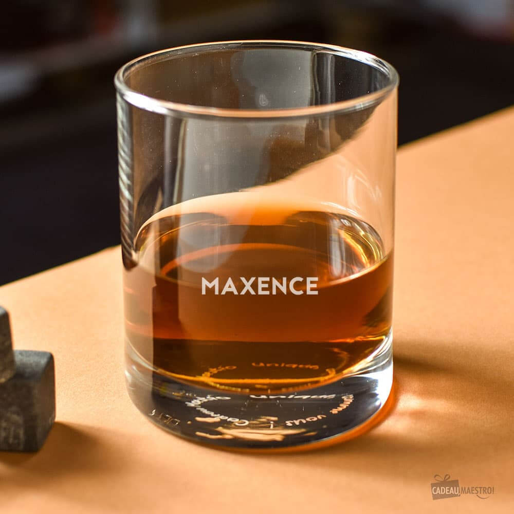 Verre à whisky personnalisé avec prénom gravé
